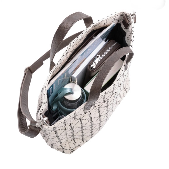 Window Shopper - Moroccan Tile Weave - Picture 3 of 3